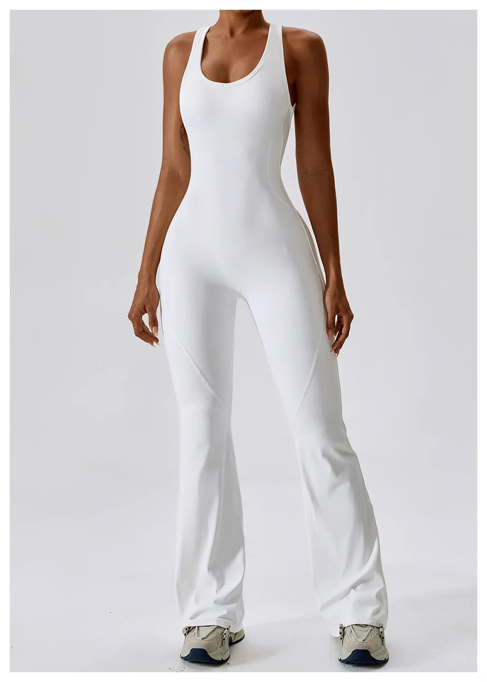 WHITE JASMINE – ELEGANT FITNESS BODYSUIT